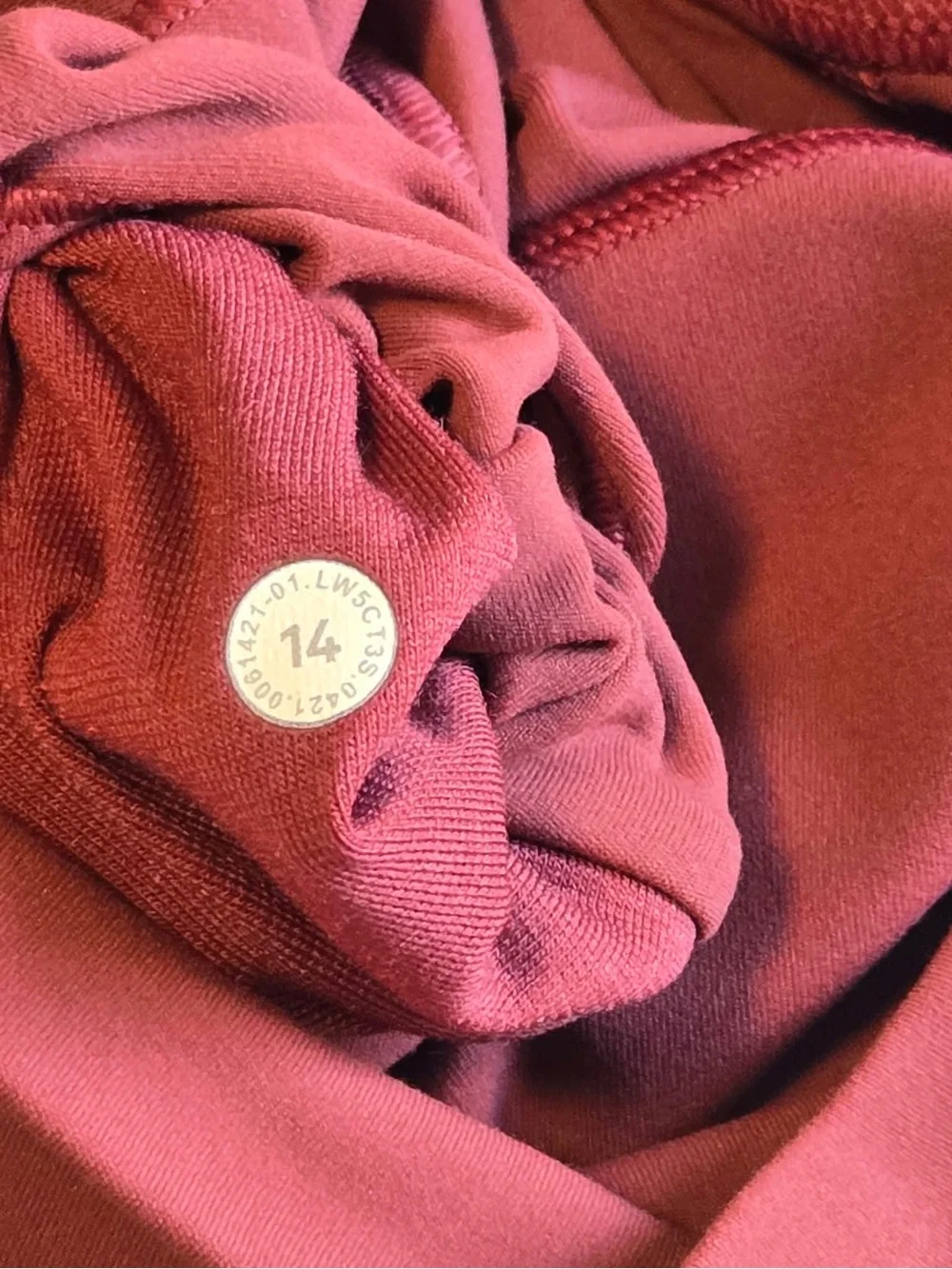 Lululemon Align High-Rise 24” Leggings in Red Merlot Size 14 NWOT